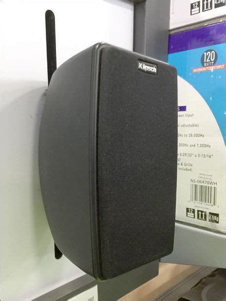 speaker slot